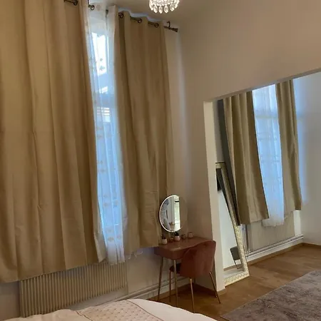 Appartement Golden - Jacuzzi Sauna *