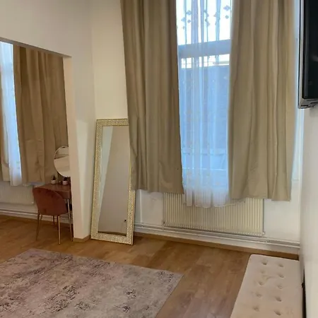 Apartment Golden - Jacuzzi Sauna *